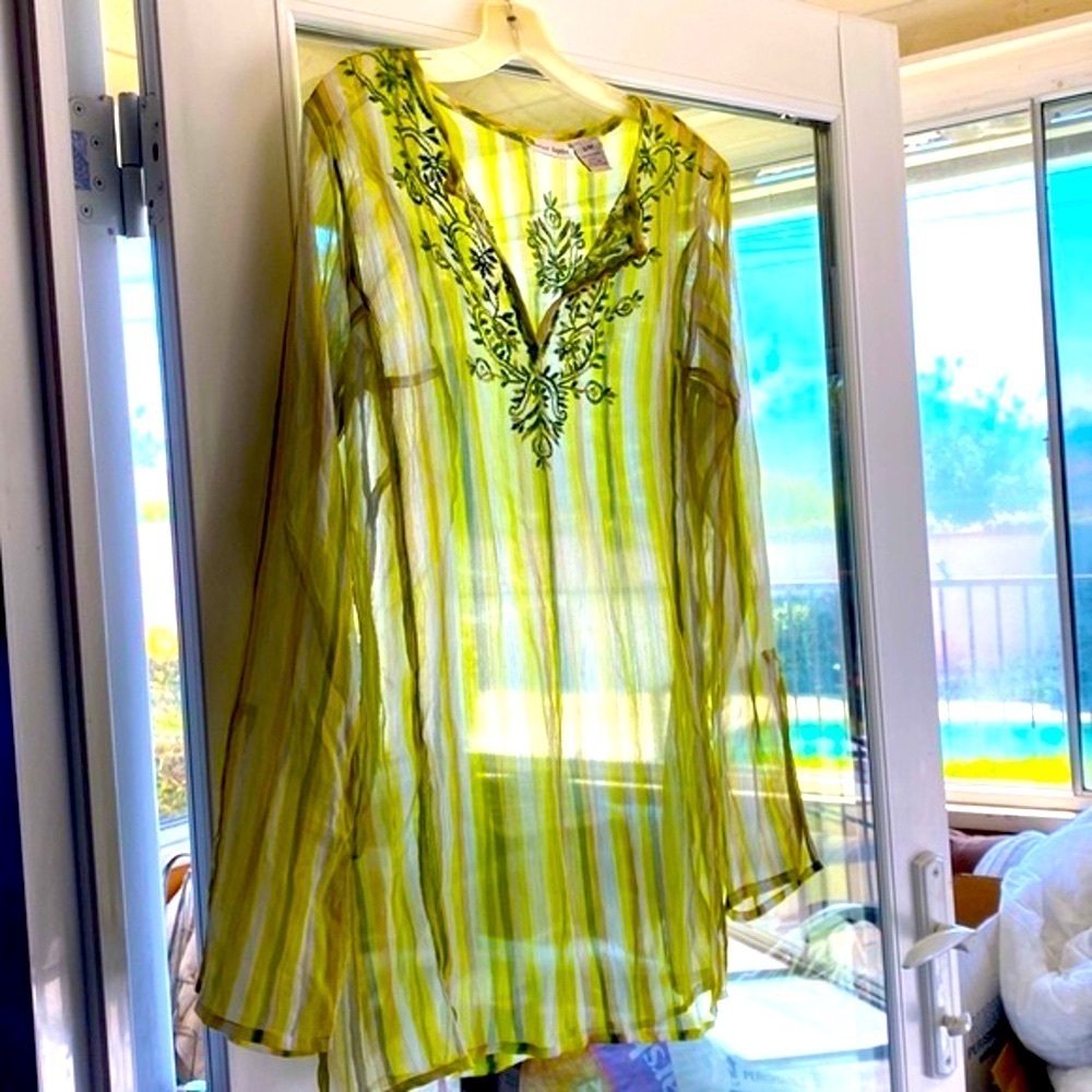 BITTER APPLE  LIME GREEN SHEER TUNIC TOP GREEN BLOUSE Size …